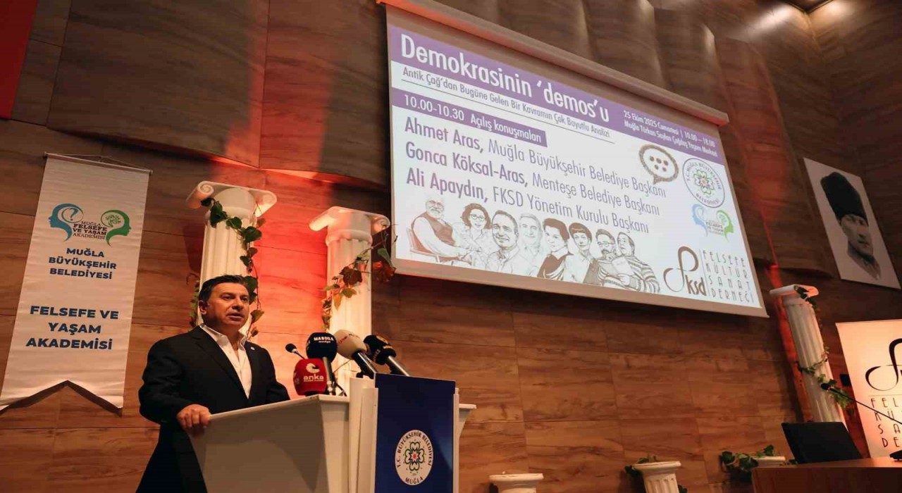 Muğlada ‘Demokrasi ve Felsefe sempozyumu