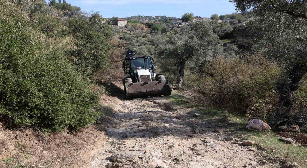 Muhtarların talepleri Başkan Çerçioğlunun öncülüğünde hayata geçiriliyor