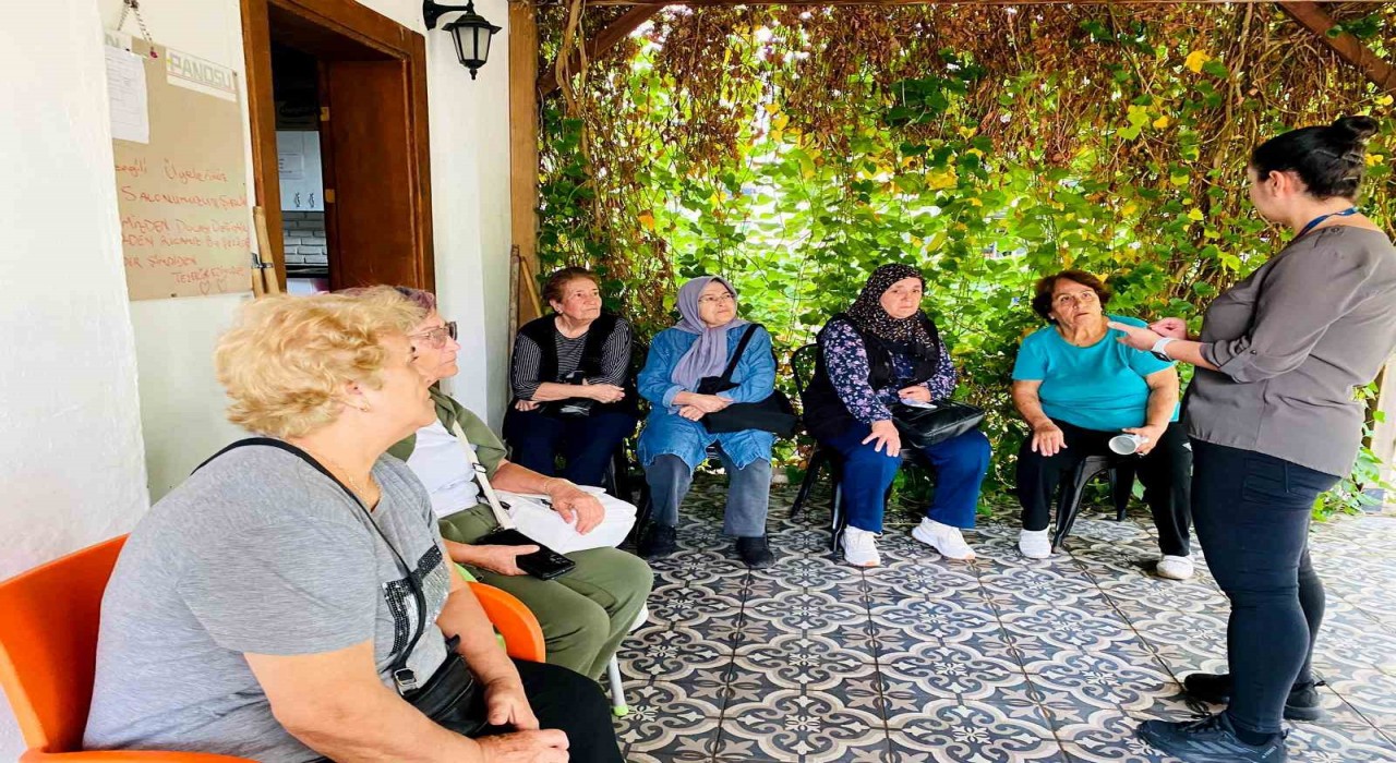Muratpaşadan kıdemli kent sakinlerine sağlık taraması