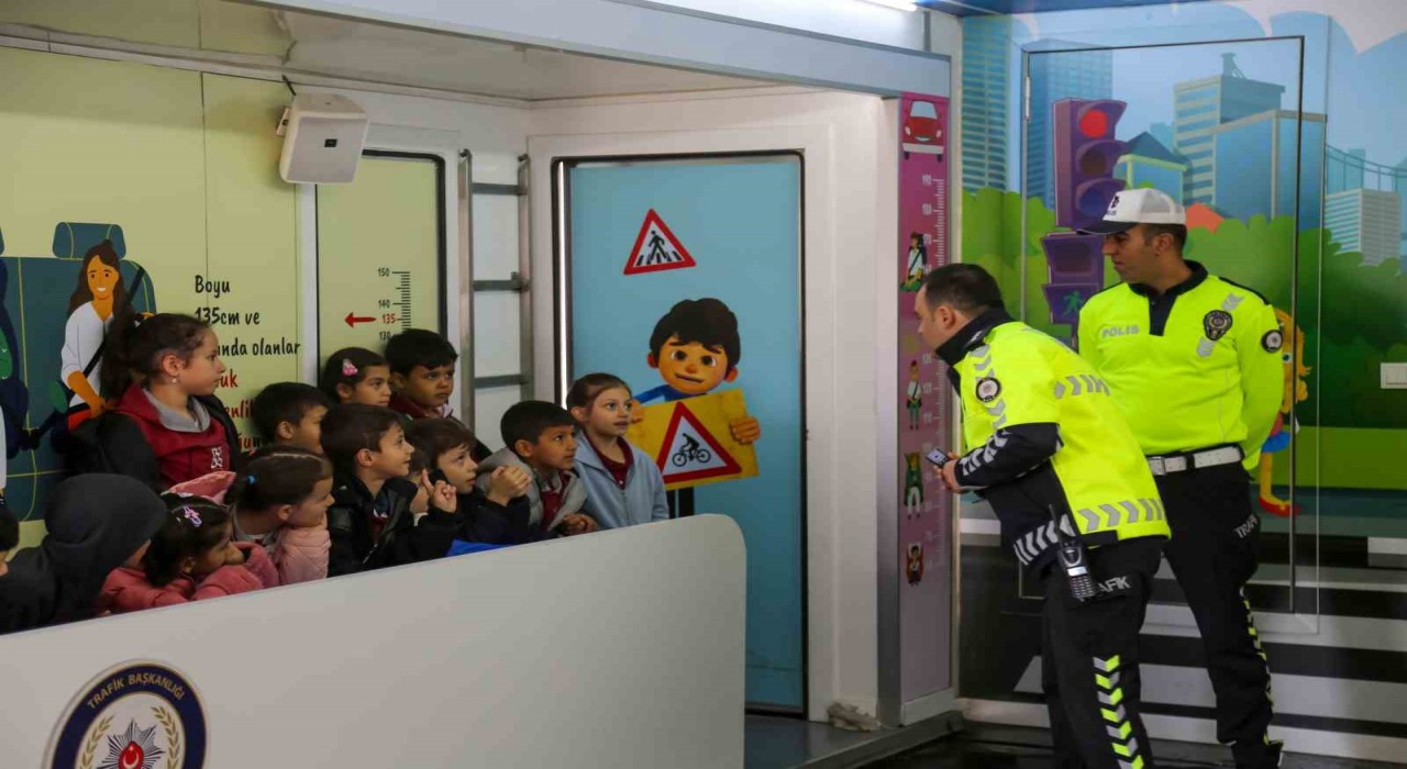 Muşta 605 öğrenciye trafik eğitimi verildi