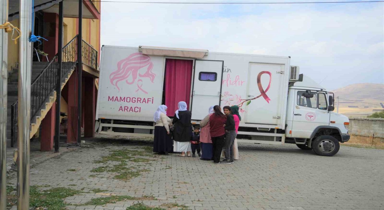 Muşta taramaya katılan her 25 kadından birinde rahim ağzı, her 39 kadından birinde meme kanseri çıktı