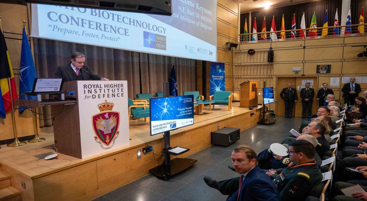 NATO, ilk biyoteknoloji konferansını gerçekleştirdi: Tarihi bir toplantı