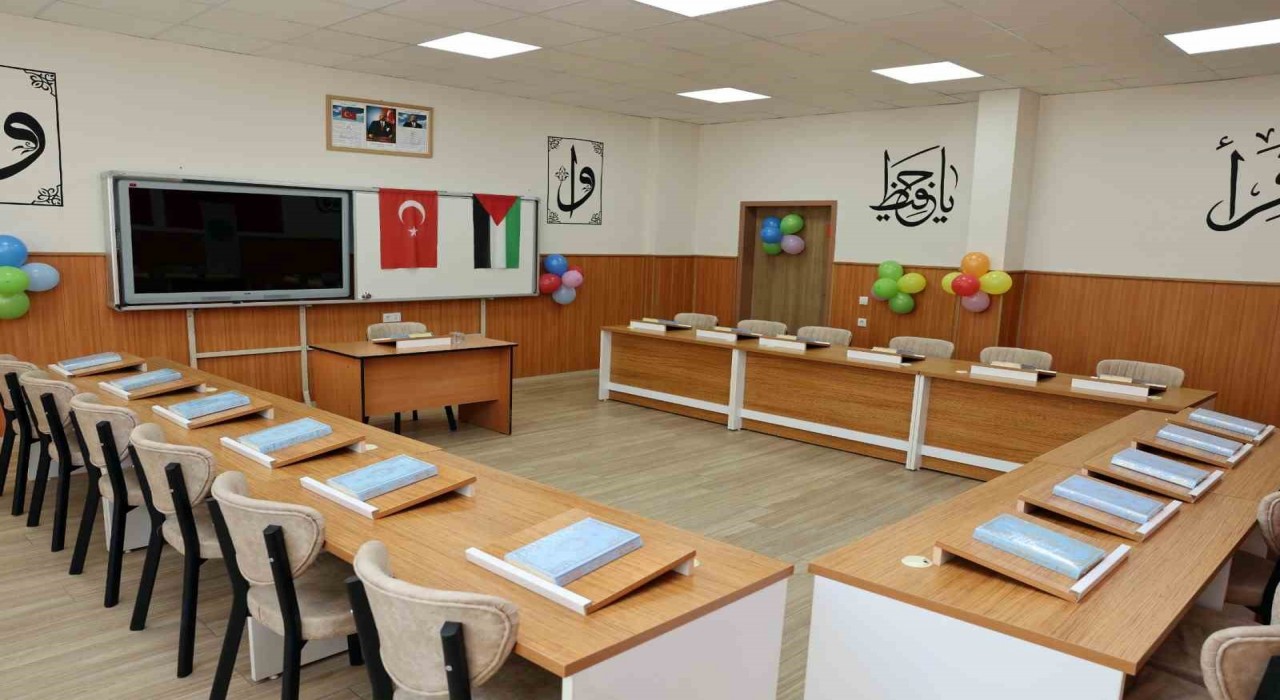 Niğde Ömer Halisdemir Üniversitesinden Tilavet ve Etkinlik Sınıfı