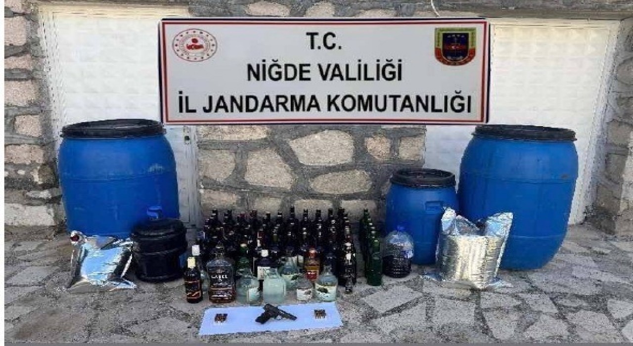 Niğdede jandarmadan kaçak alkol operasyonu