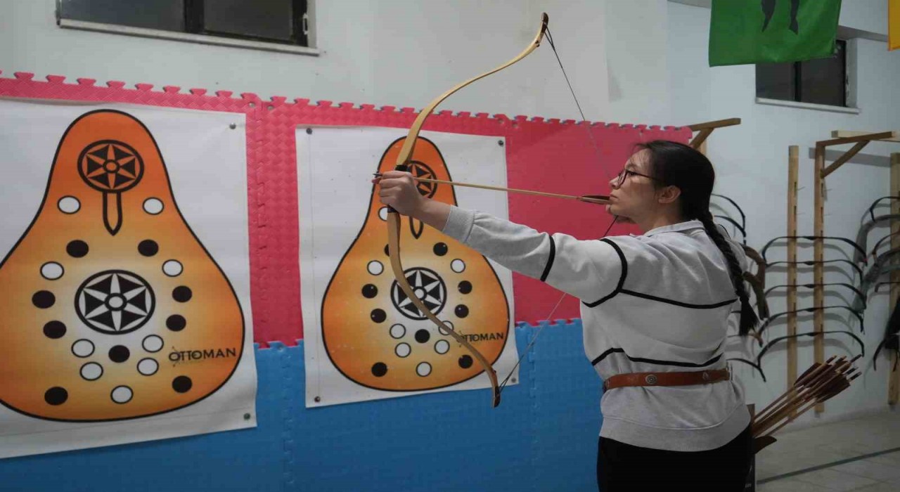 Niğdedeki okçuluk kursuna yoğun ilgi