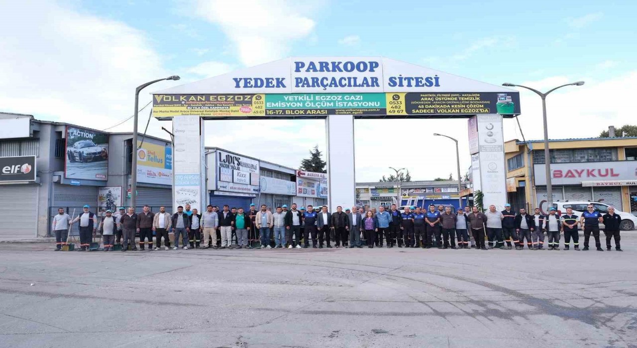 Nilüfer Belediyesinden Beşevler Sanayi Sitesinde kapsamlı temizlik