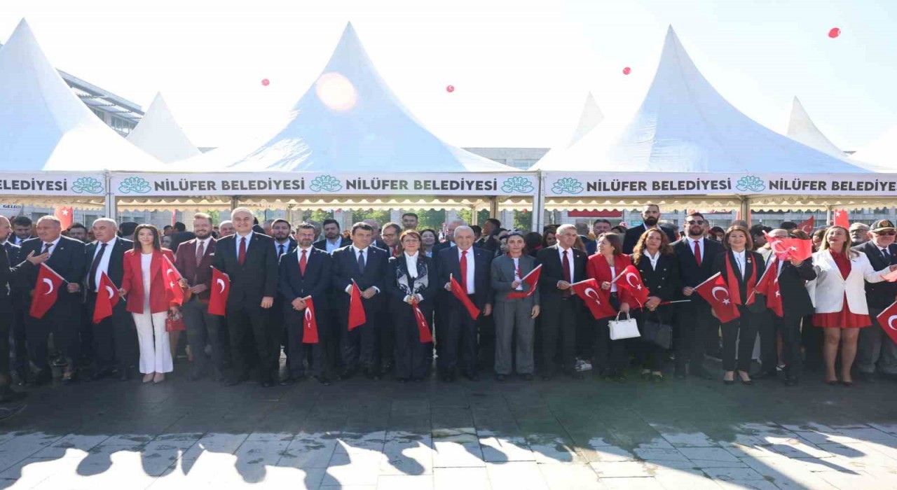 Nilüferde Cumhuriyet coşkusu başladı