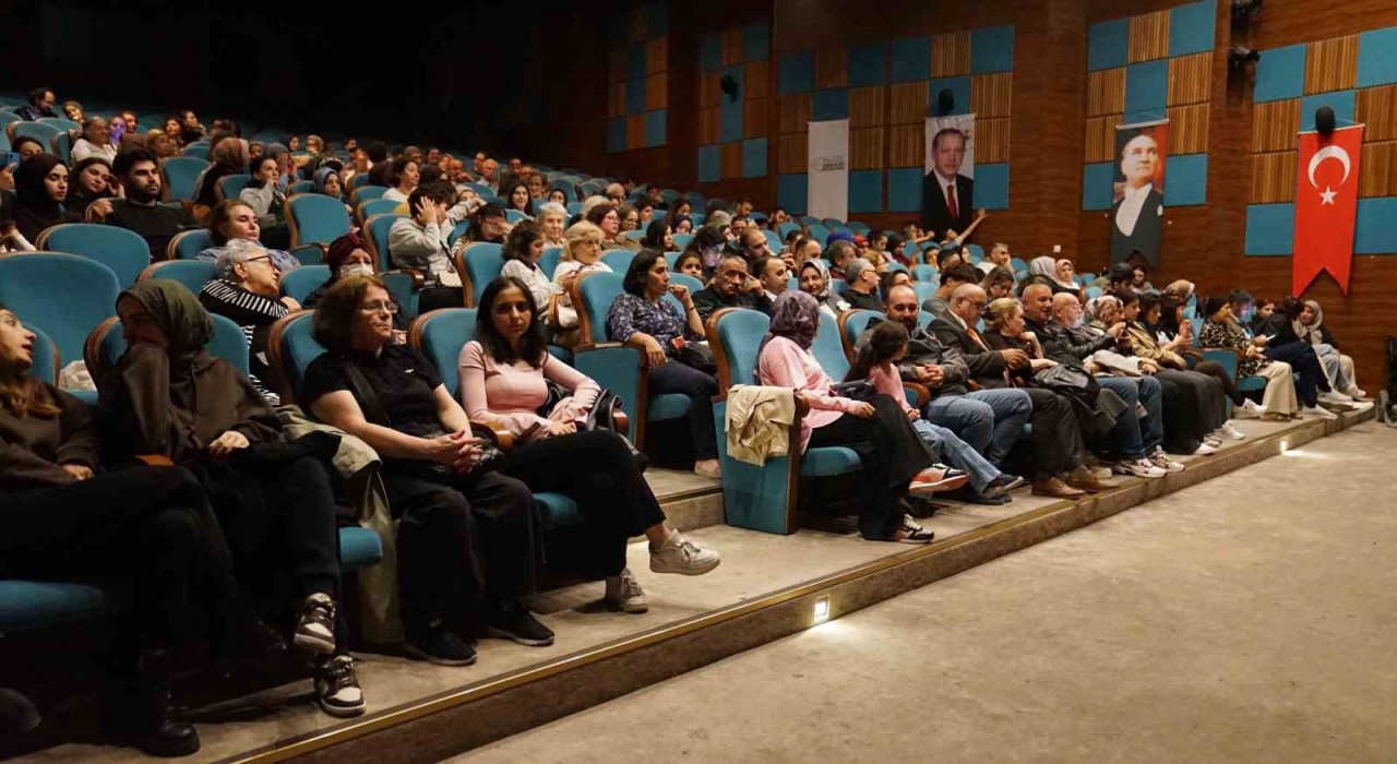 Ocak Esenyurtlu sanatseverlerle buluştu