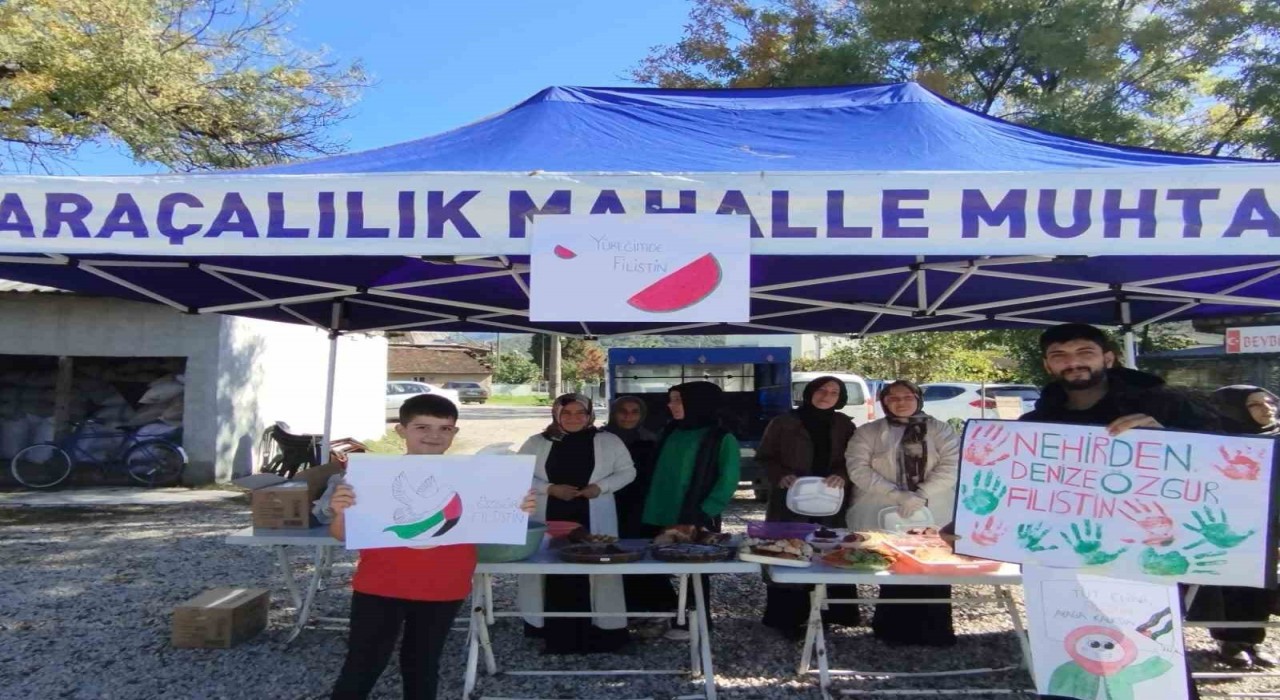 Öğrencilerden Gazzeye destek: Hayır Panayırı düzenlendi