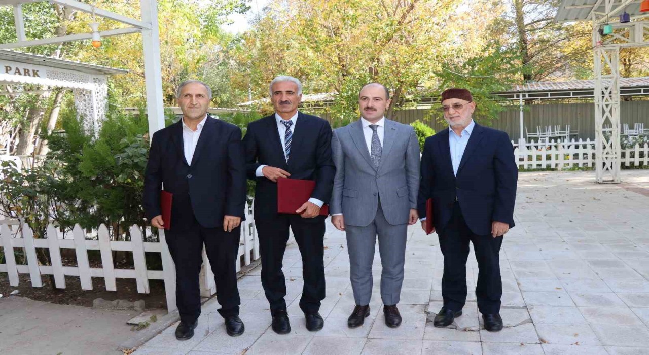 Oltuda din görevlileri vefa yemeğinde buluştu