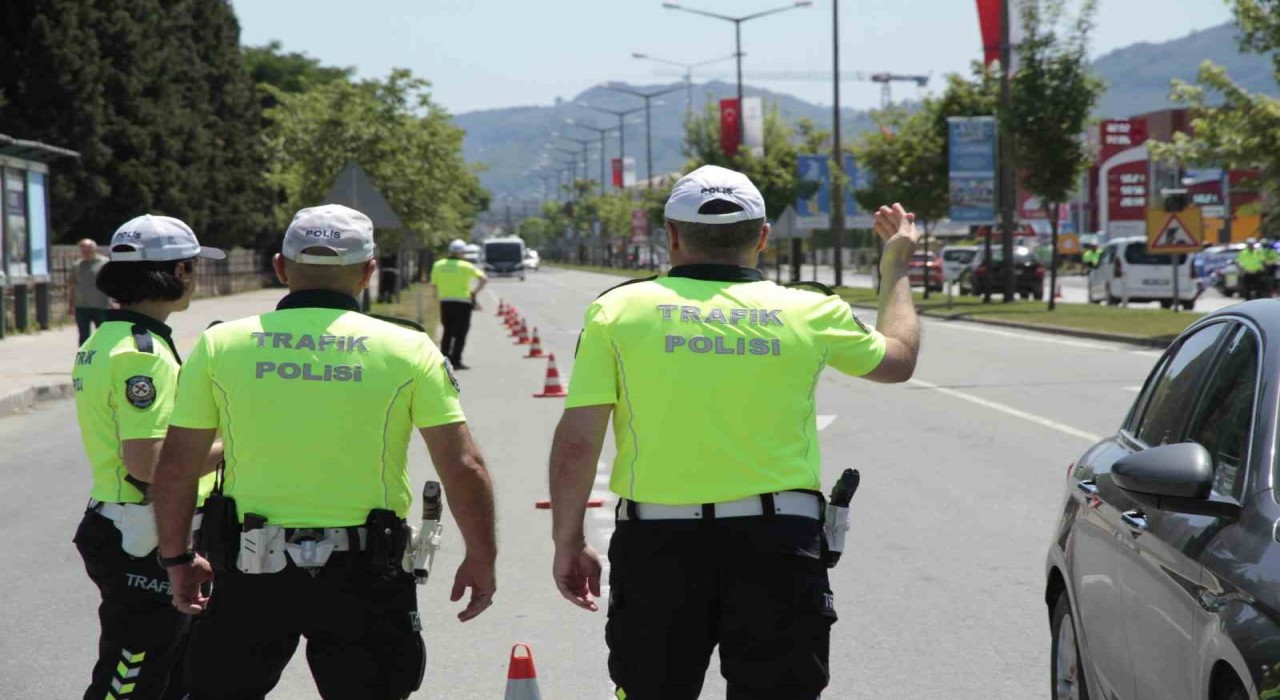 Orduda bir haftada 17 binden fazla araç ve sürücüsü denetlendi