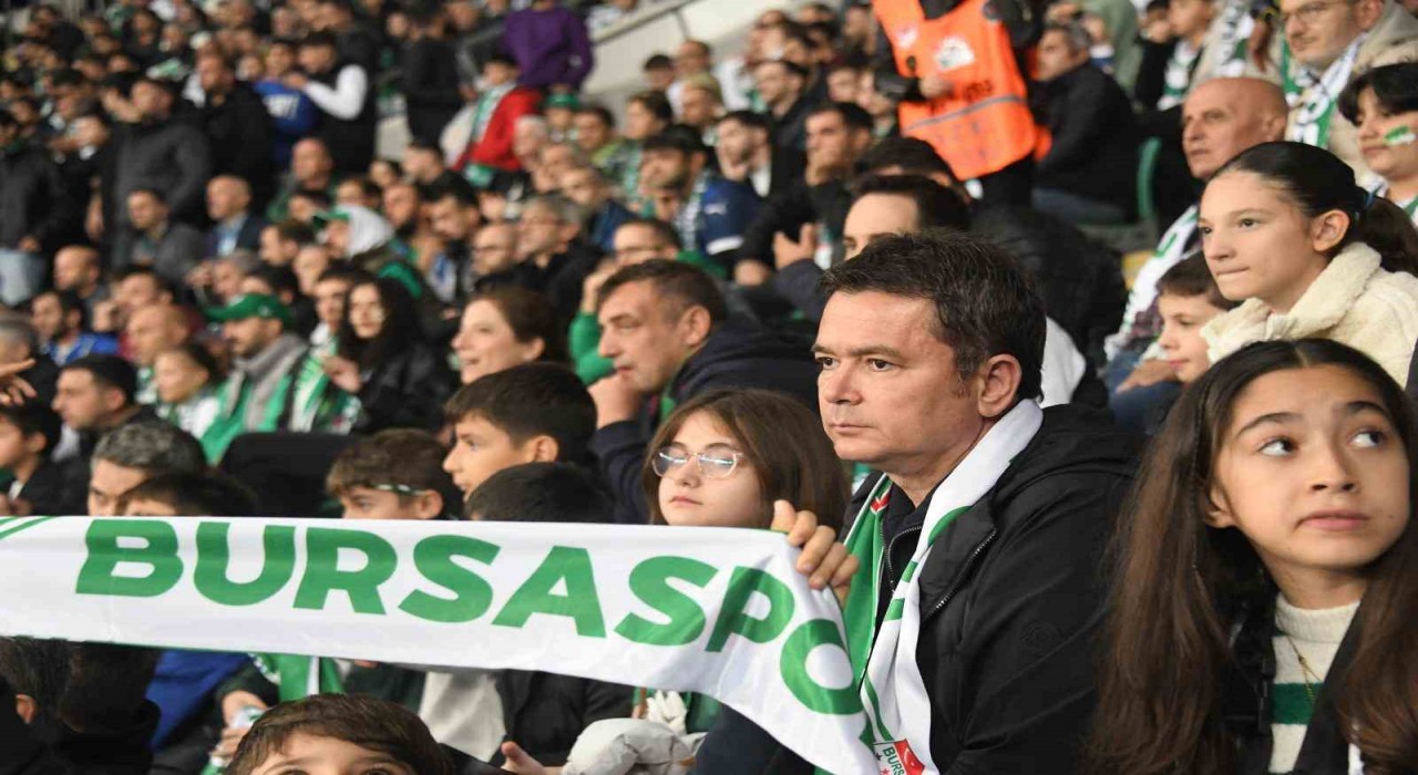 Osmangazide minik kalpler Bursaspor için attı