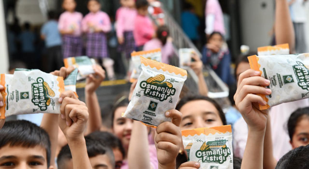 Osmaniye Belediyesi’nden Miniklere Tatlı Sürpriz