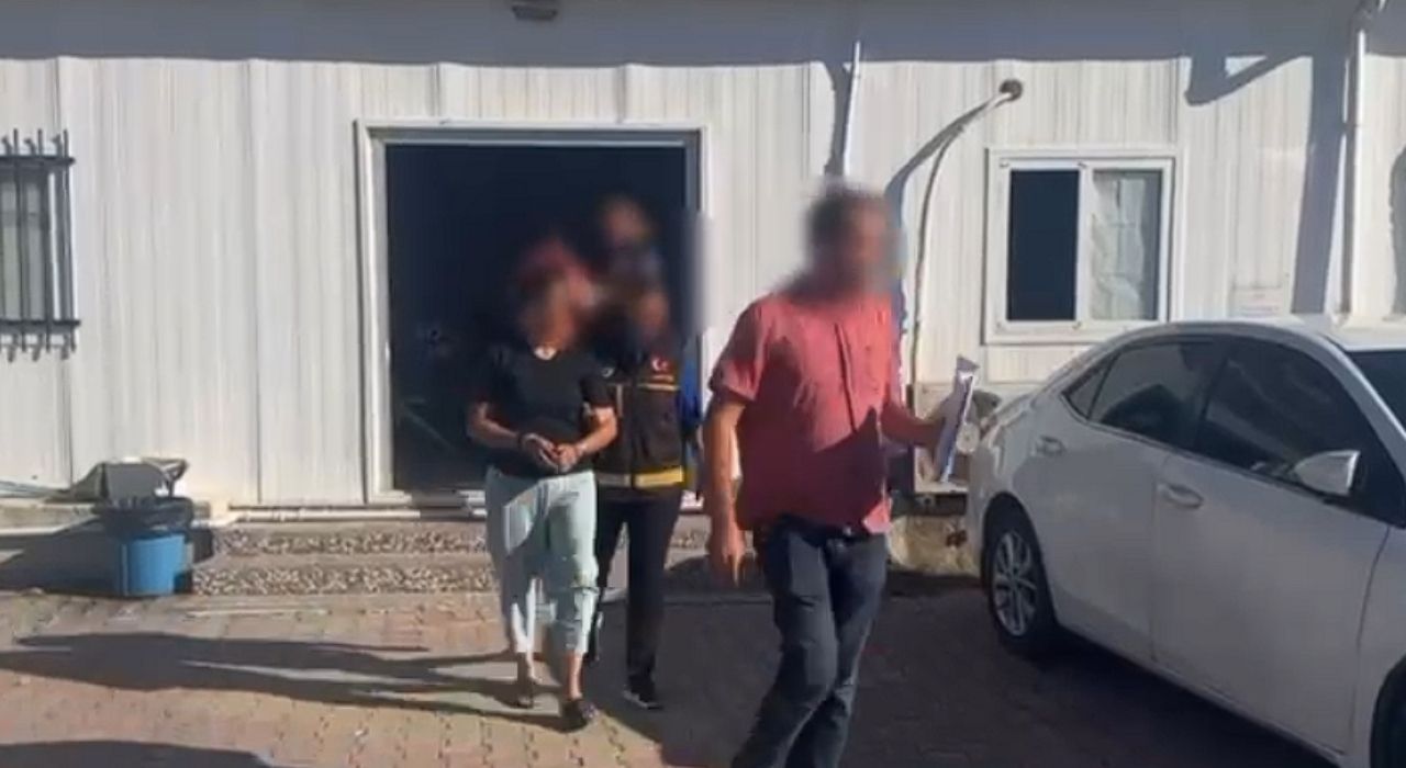 Osmaniye’de 8 Yıllık Firari Kadın Hırsız Yakalandı