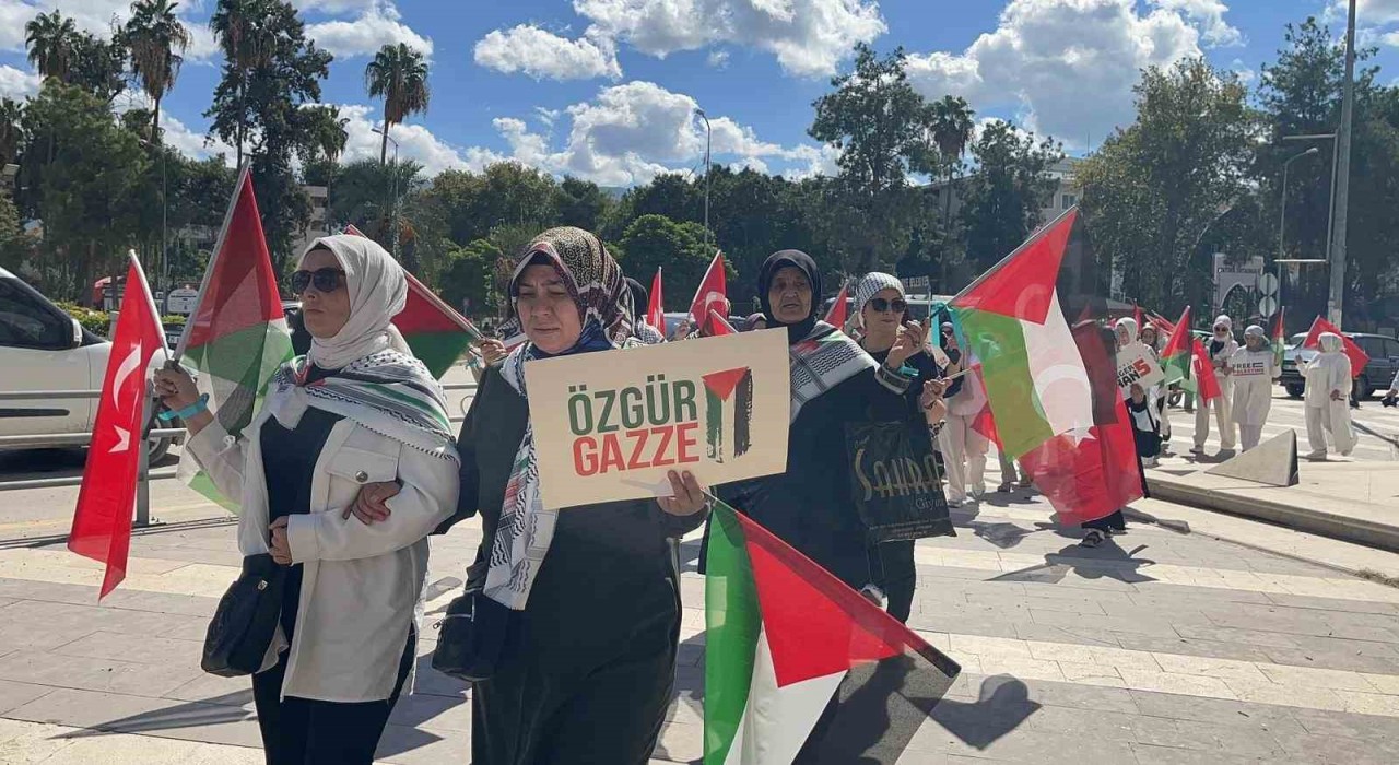 Osmaniyede kadınlardan Gazze için sessiz çığlık