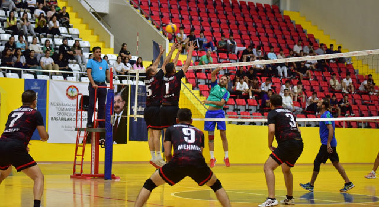 Osmaniye’de Kamu Spor Oyunları Başladı