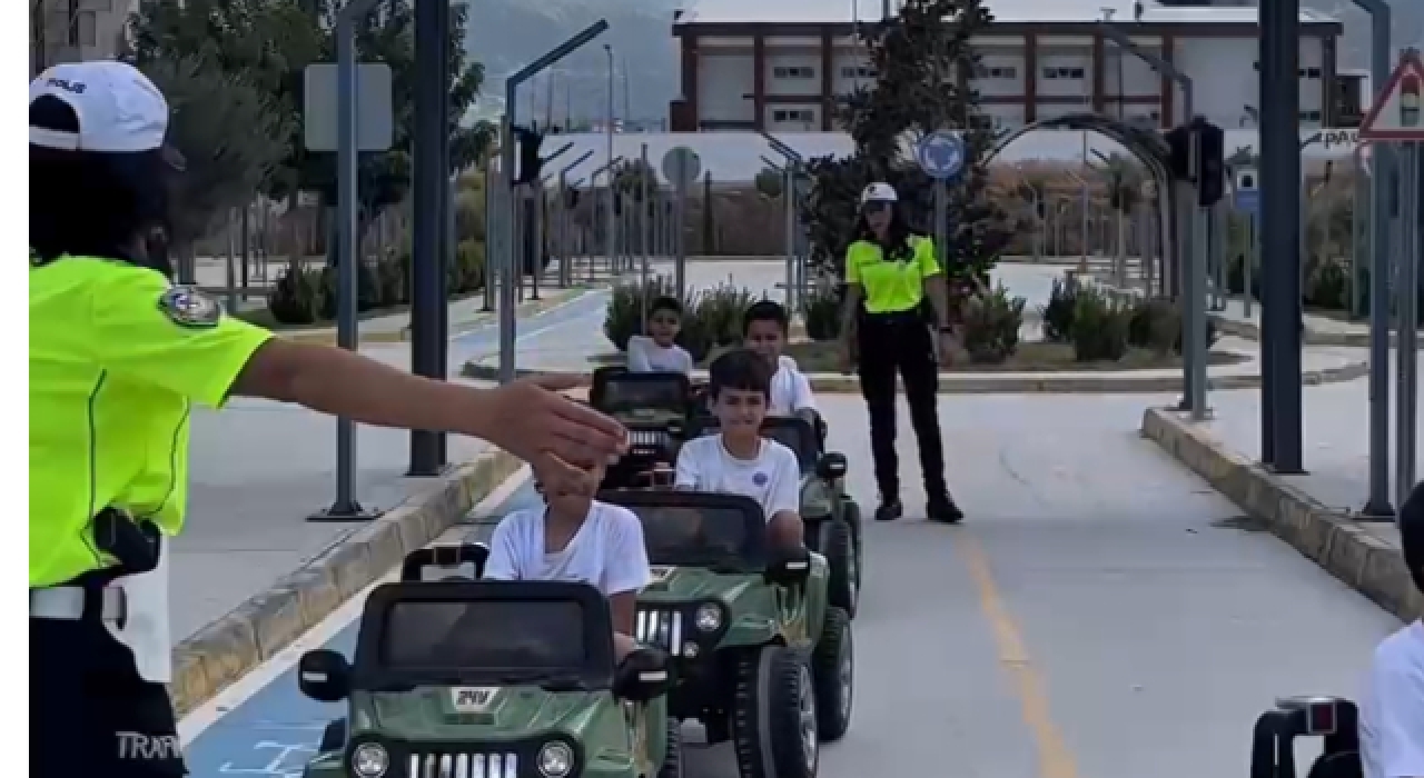 Osmaniye’de Öğrencilere Trafik Bilinci Aşılanıyor