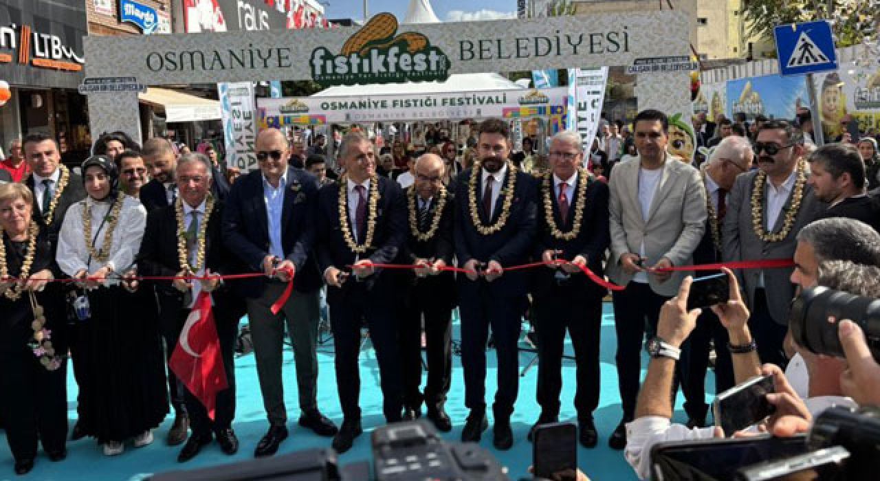 Osmaniye’de Yer Fıstığı Festivali Renkli Görüntülerle Başladı