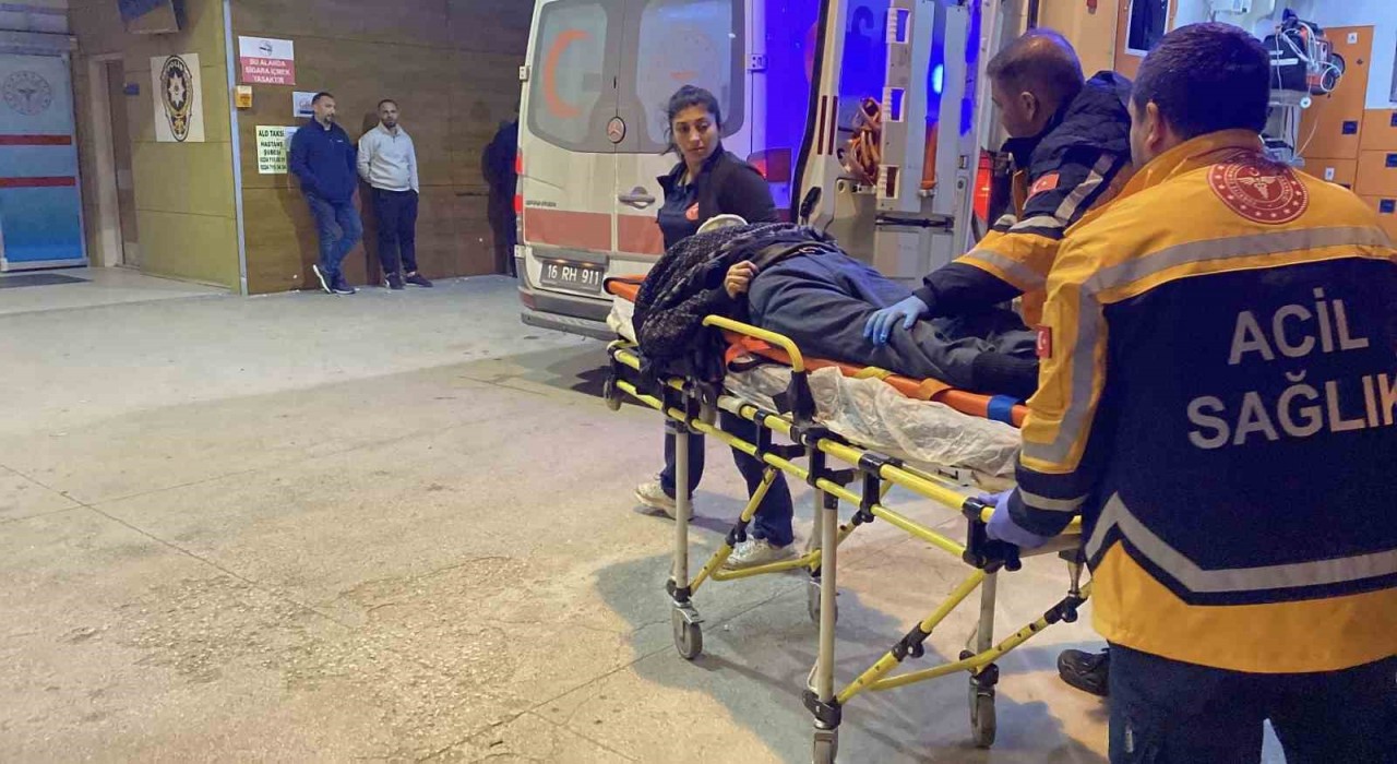 Otobüsün çarptığı adam ağır yaralandı