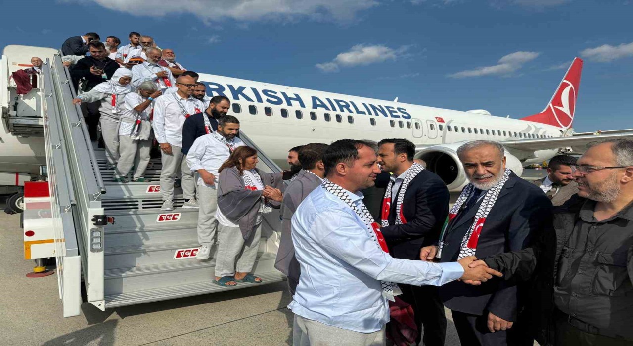 Özgürlük Filosundaki 94 aktivist Türkiyeye getirildi