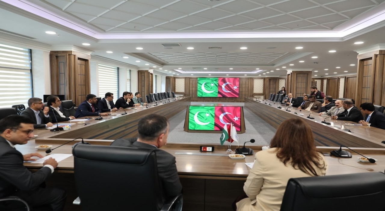 Pakistana Bağcılardan yerel yönetim desteği