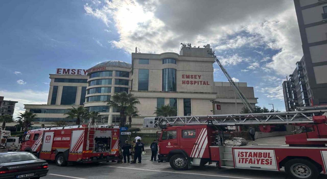 Pendikte Özel Emsey Hastanesinde yangın paniği