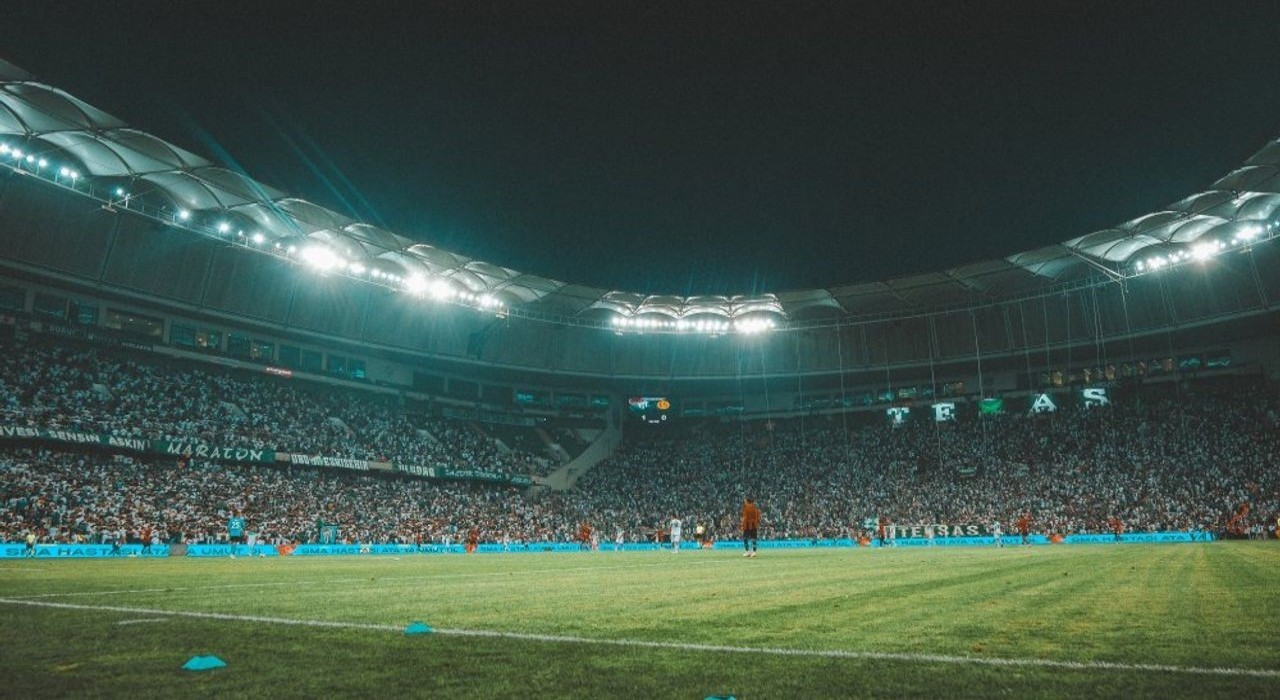 PFDKdan Bursaspora seyircisiz oynama cezası