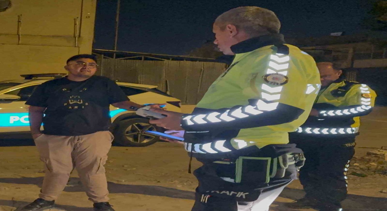Plakasız trafiğe çıkan sürücü ‘dur ihtarına uymadı: 17 bin 879 TL para cezası yazıldı