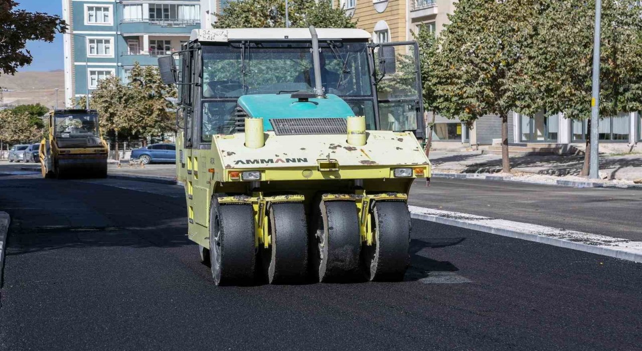 Polatoğlu Sokakta asfalt serimi tamamlandı