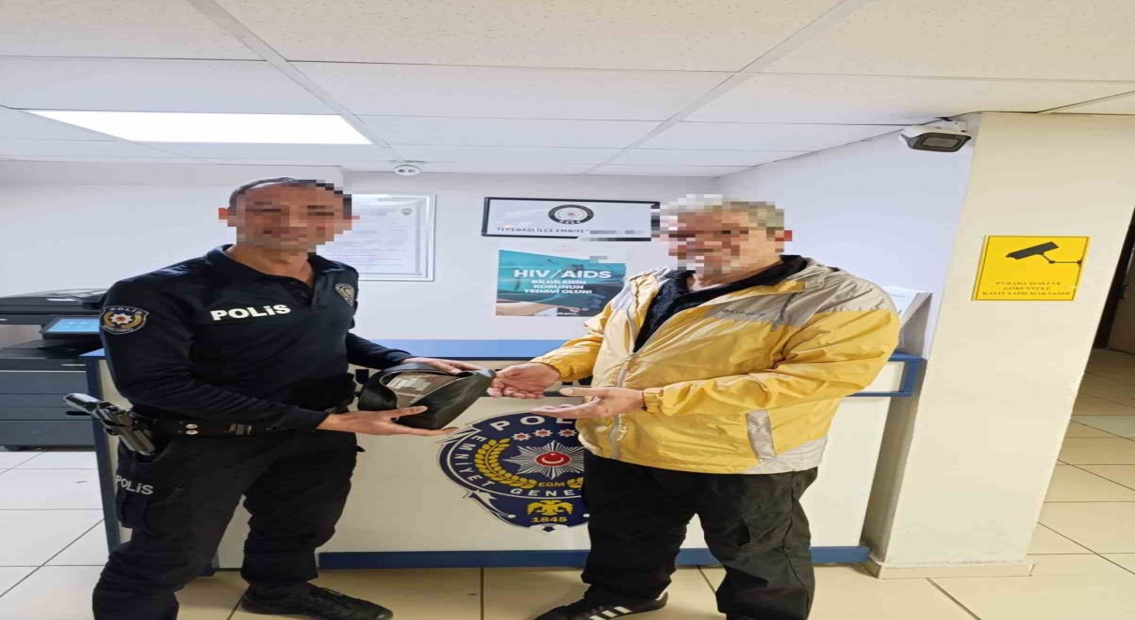Polis, kaybedilen 200 bin TLyi sahibine ulaştırdı