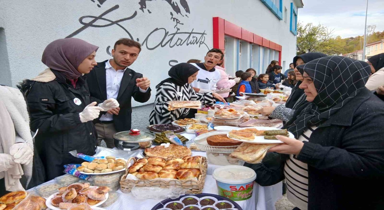 Posofta Gazzeye anlamlı destek