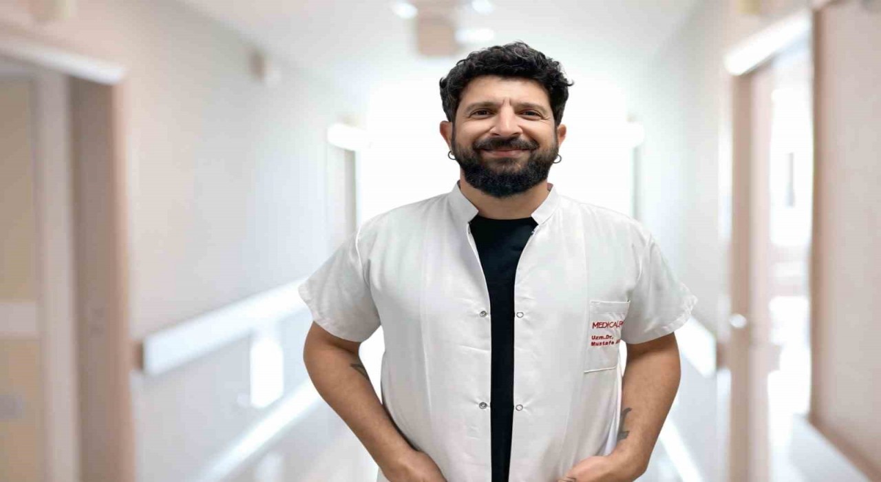 Psikiyatri Uzmanı Dr. Mustafa Akcan: Sosyal medya, gençlerde ciddi psikolojik sorunlara yol açabilir