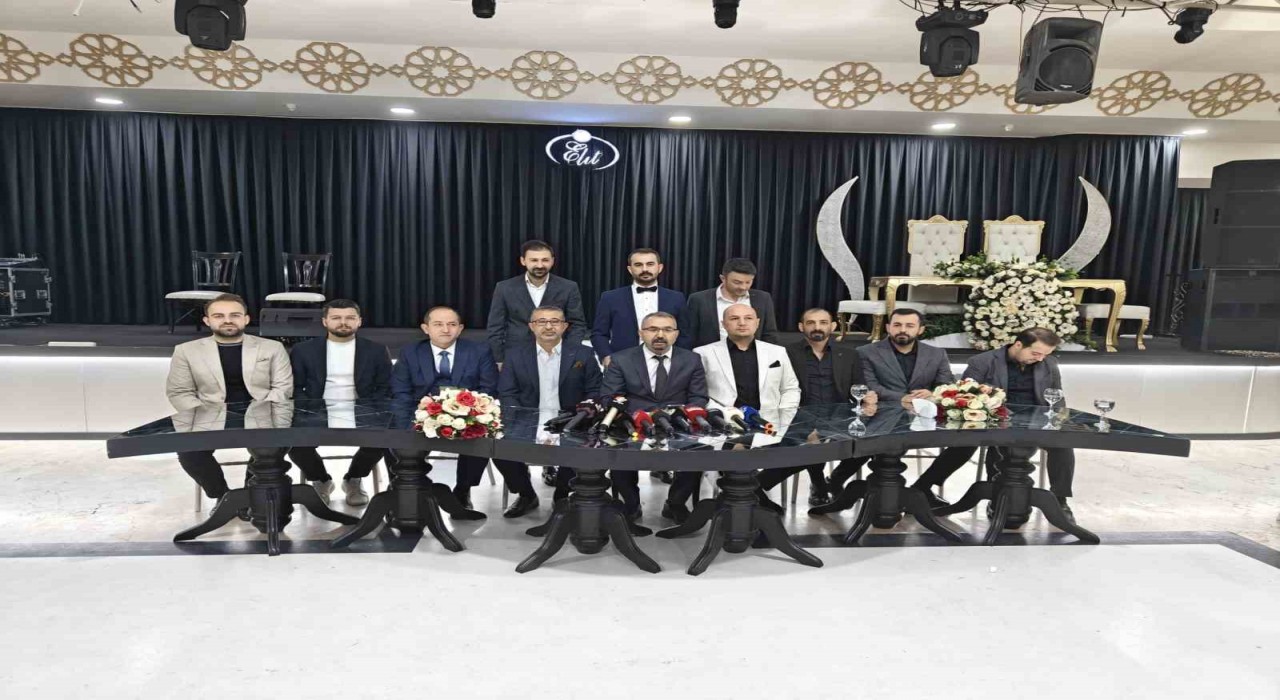 Refik Karakuzay, Kayseri Sarraflar ve Kuyumcular Derneği başkan adaylığını duyurdu