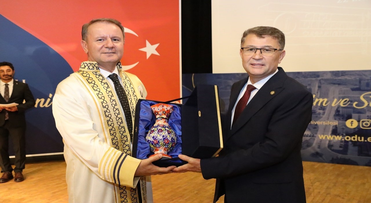 Rektör Orhan Baş: Üniversitemizi dünyada tanınan bir eğitim kurumu haline getirme hedefiyle çalışıyoruz