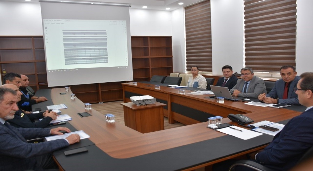 Salihlide metruk binalar masaya yatırıldı