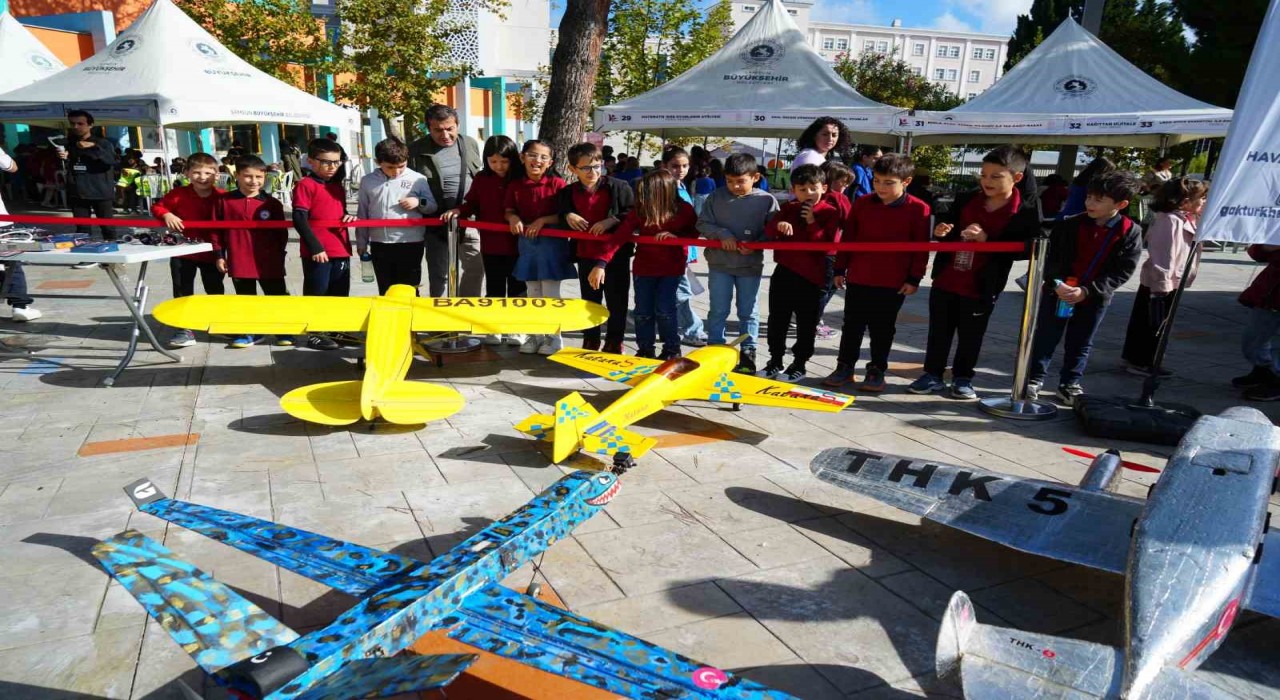 Samsunda bilim şenliği: 110 etkinlik öğrencilerle buluştu