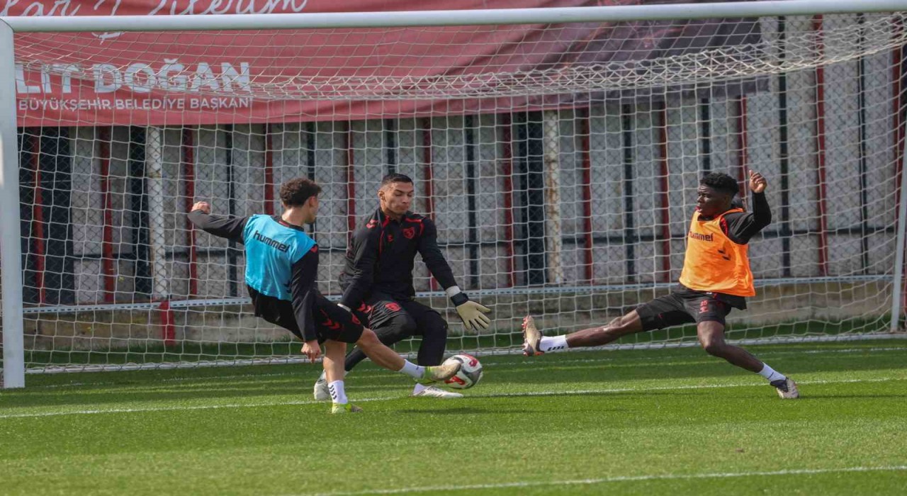 Samsunsporun yıldızları, milli takımlarında parladı