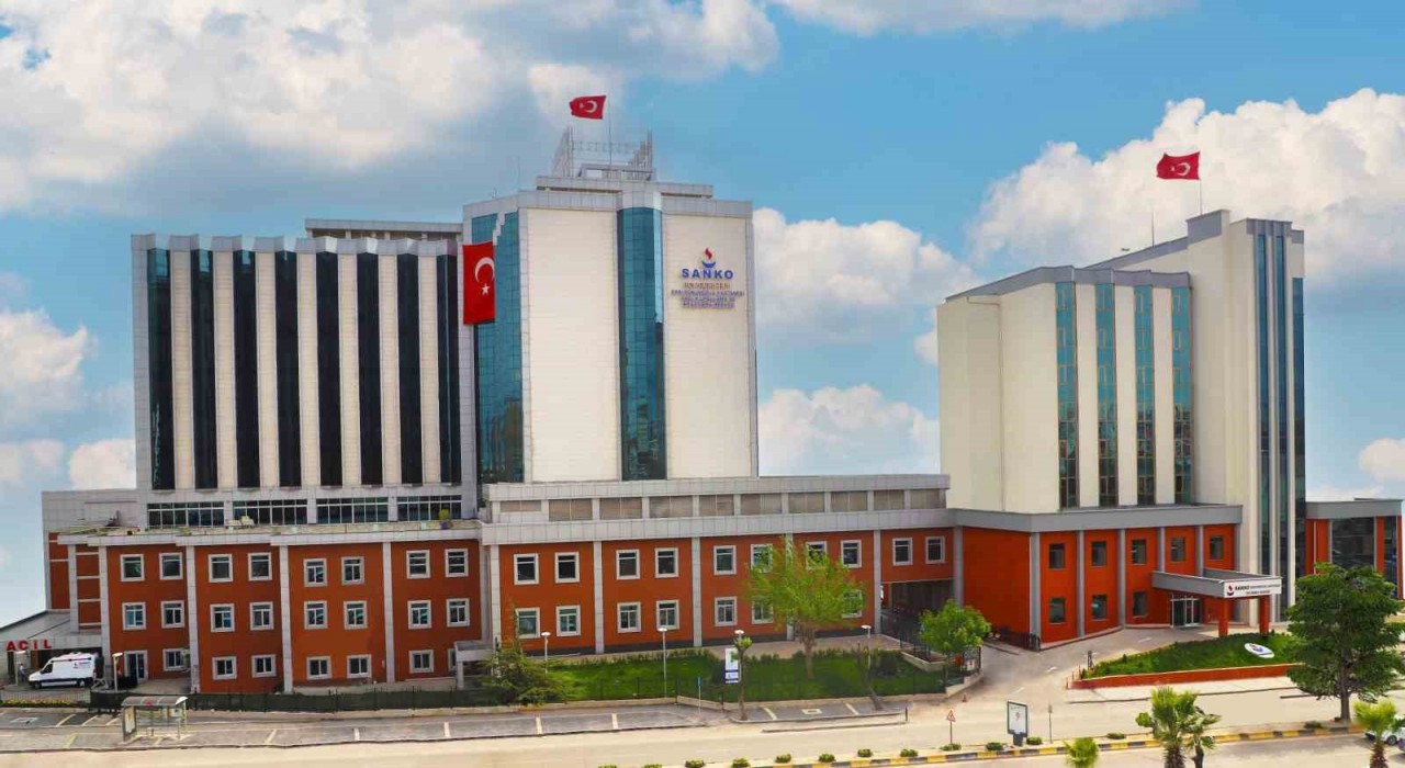 SANKO Üniversitesi Hastanesinde robotik cerrahi ile diz protez ameliyatları başarıyla gerçekleştiriliyor