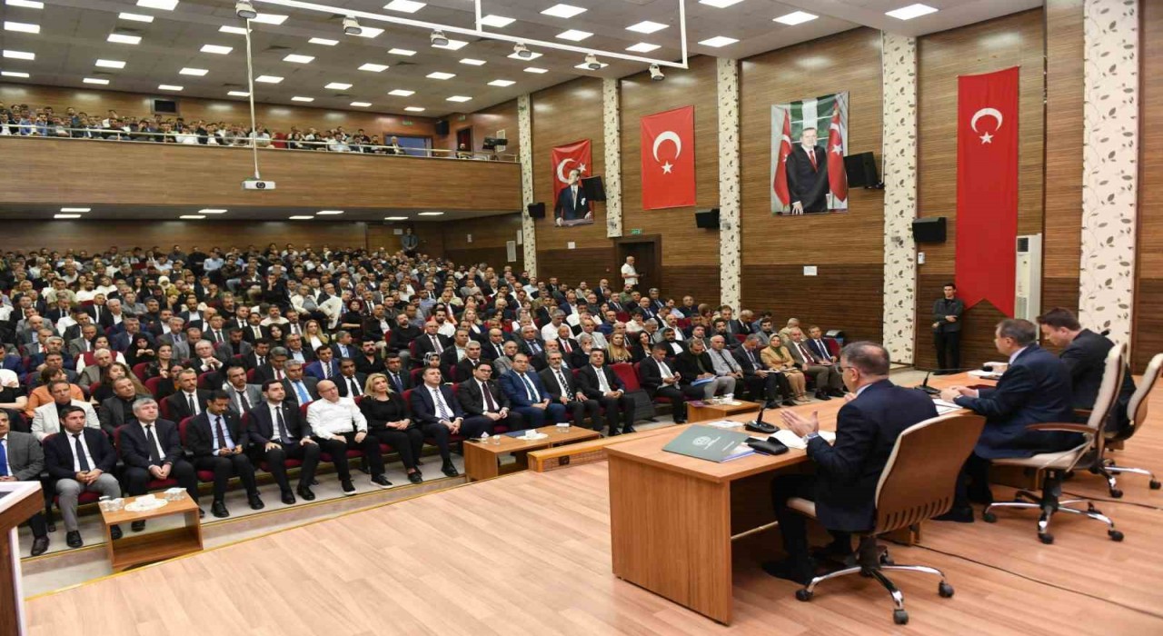 Şanlıurfa Valisi Hasan Şıldak okul müdürleriyle buluştu