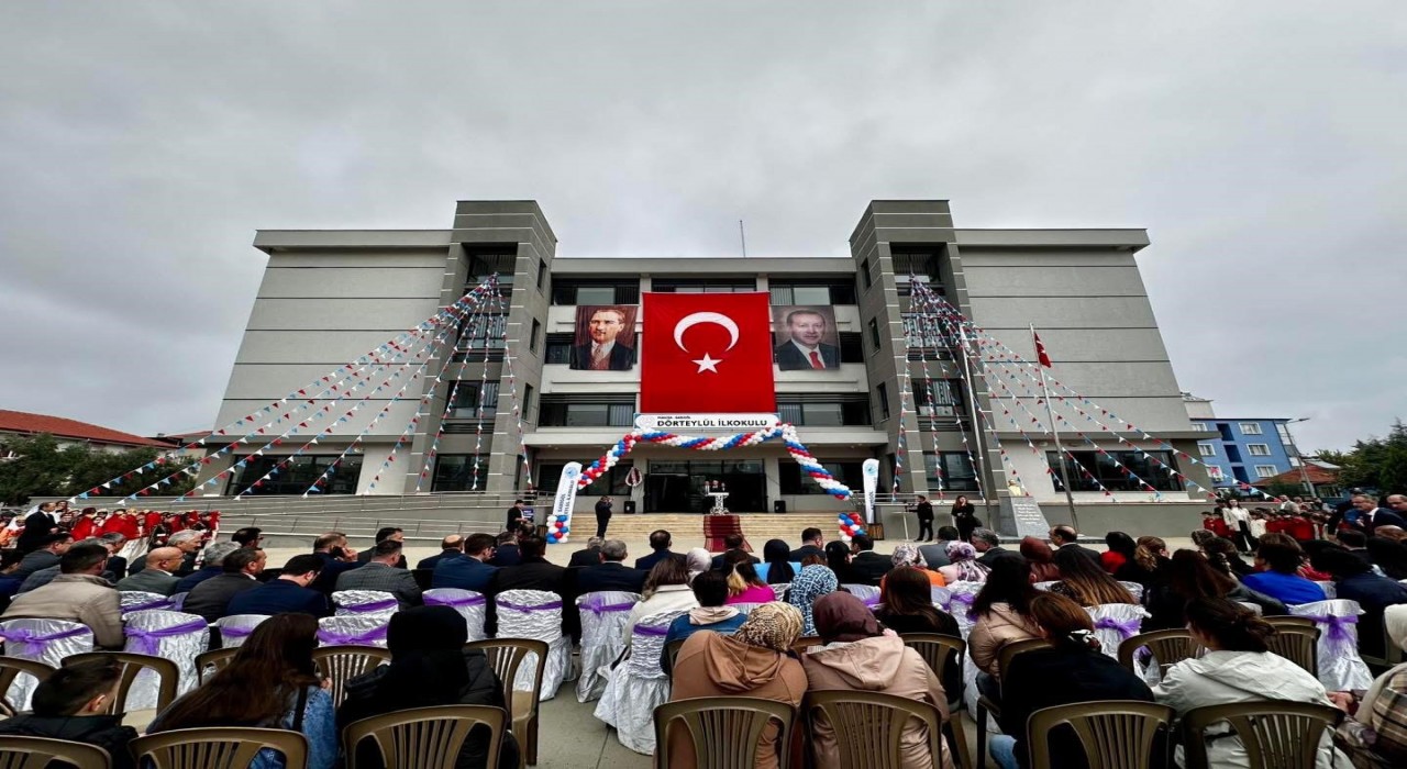 Sarıgöldeki okulların resmi açılışı yapıldı