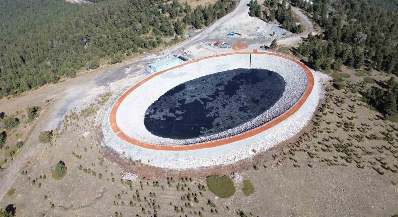 Sarıkamış Kayak Merkezi, modern karlama sistemleriyle sezona hazırlanıyor