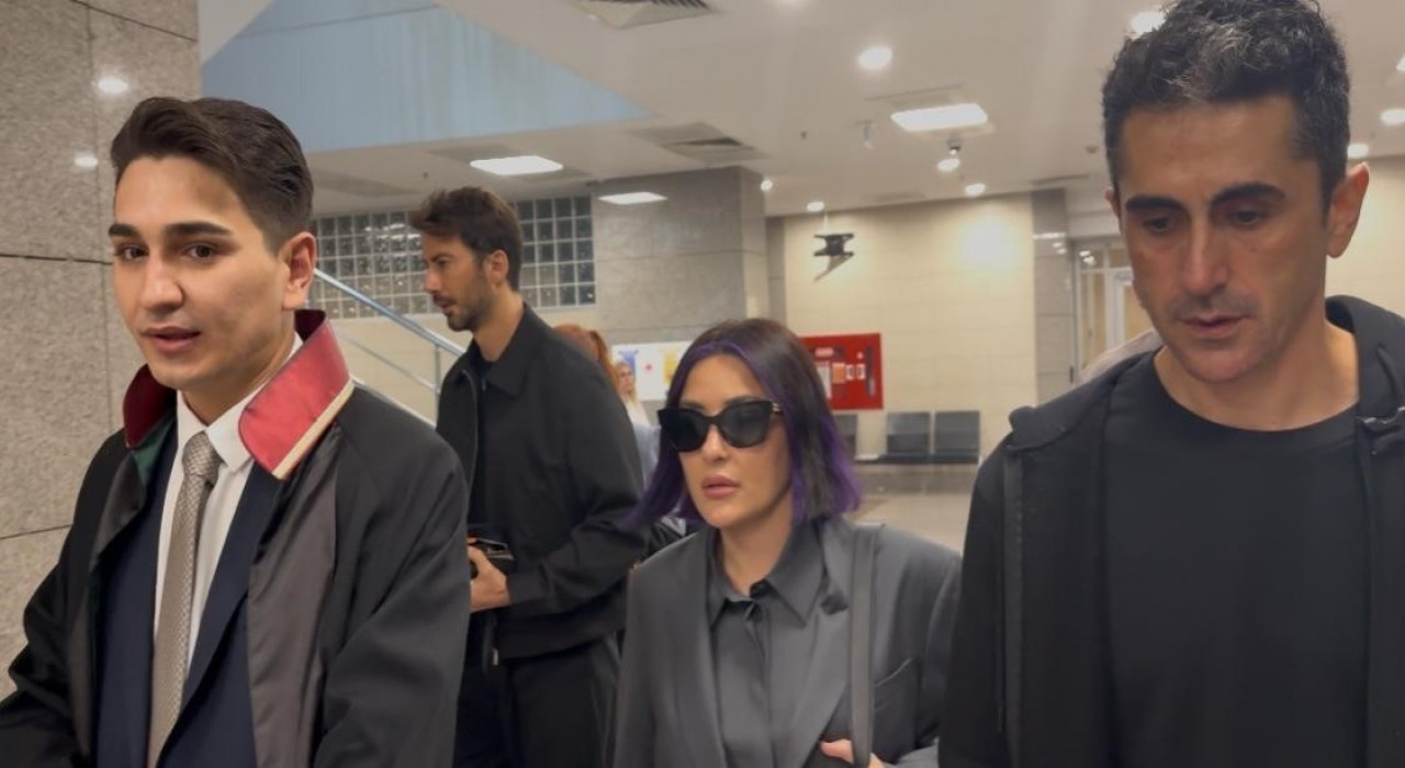 Şarkıcı Melek Mosso oyuncu ve model Serkan Sağdıçtan tek celsede boşandı