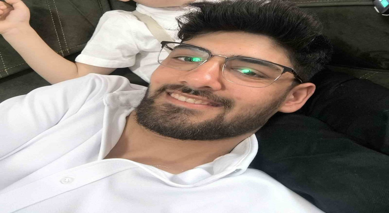 Savrularak yol kenarındaki kaldırıma çarpan motosikletin sürücüsü hayatını kaybetti