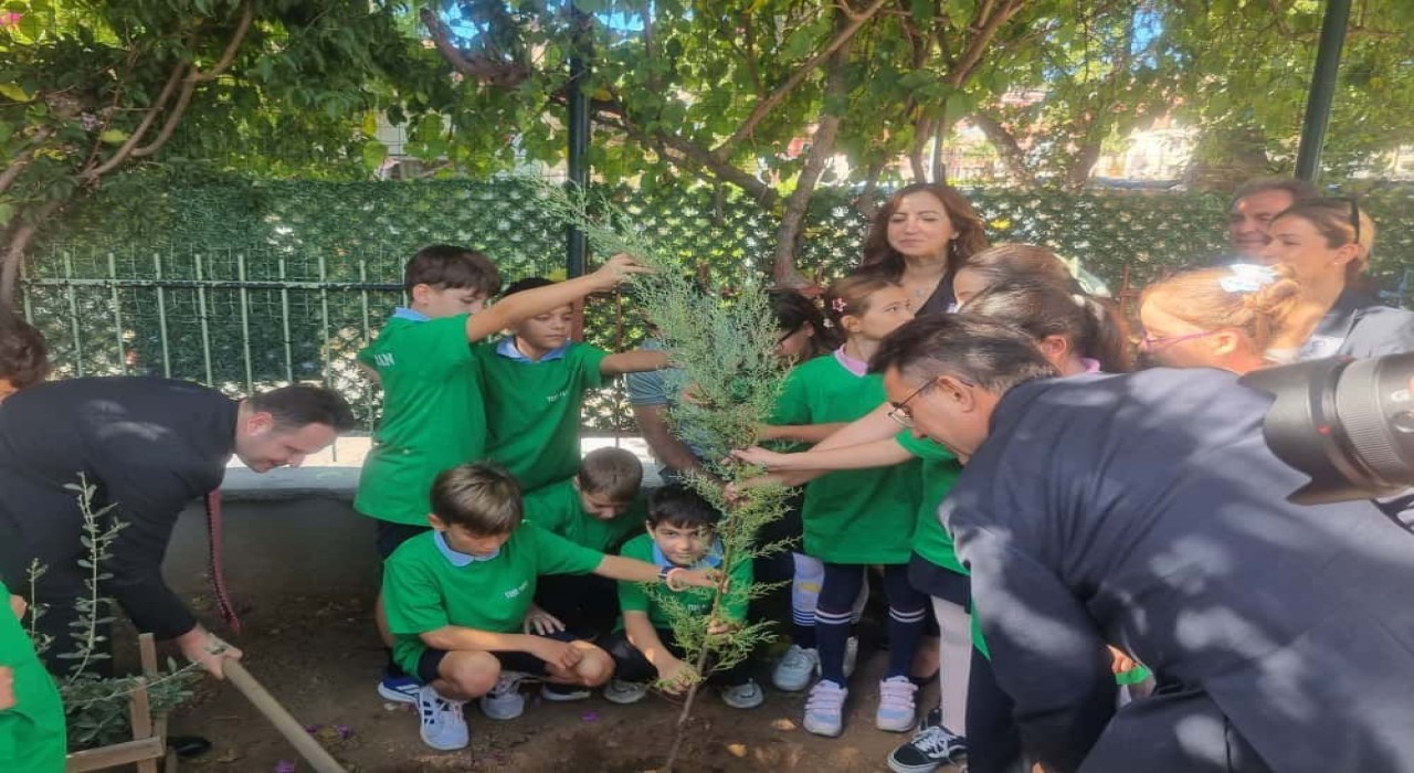 ‘Şehit Ahmet Benler‘  Marmariste adının verildiği okulda anıldı