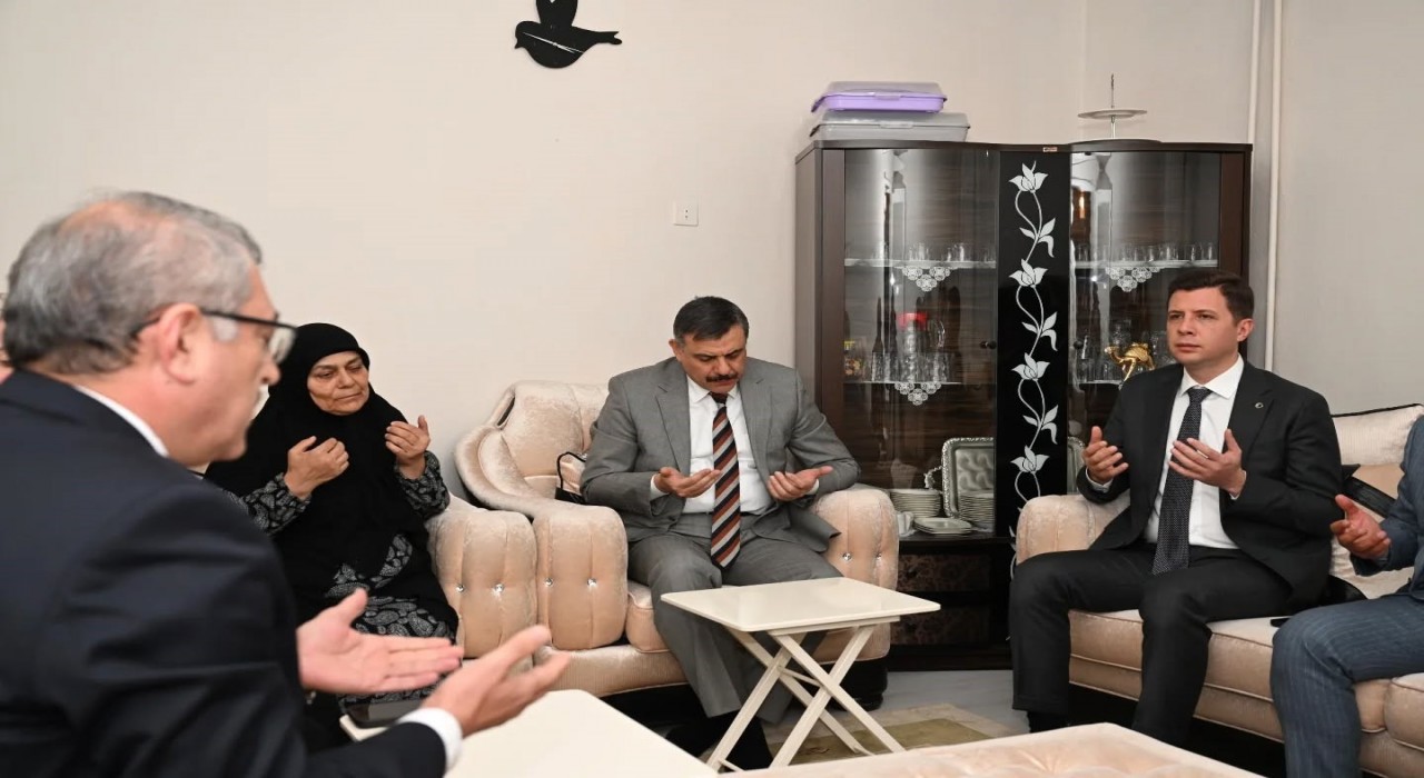 Şehit annesine vefa