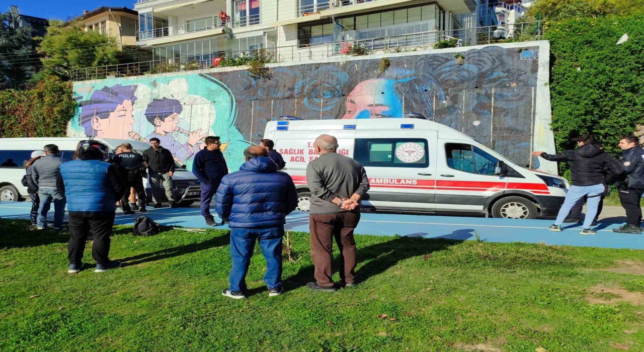 Sinopta denize giren kişi boğularak hayatını kaybetti