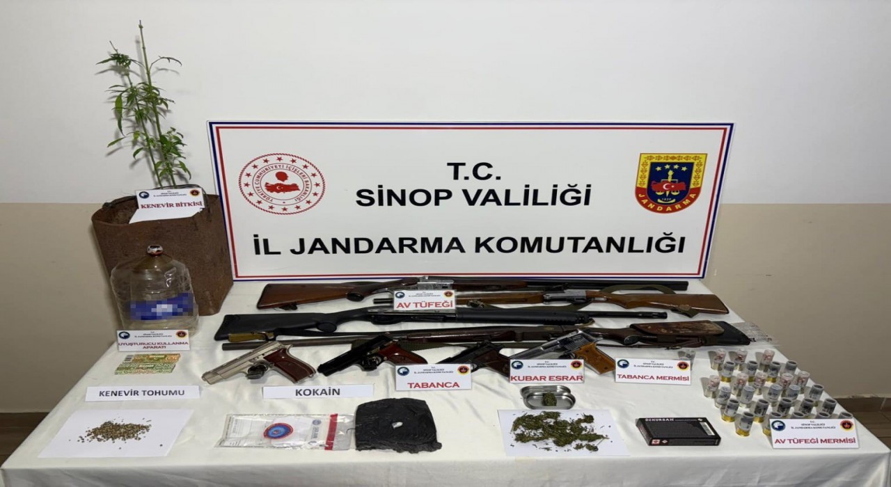 Sinopta jandarmadan uyuşturucu operasyonu: 2 gözaltı