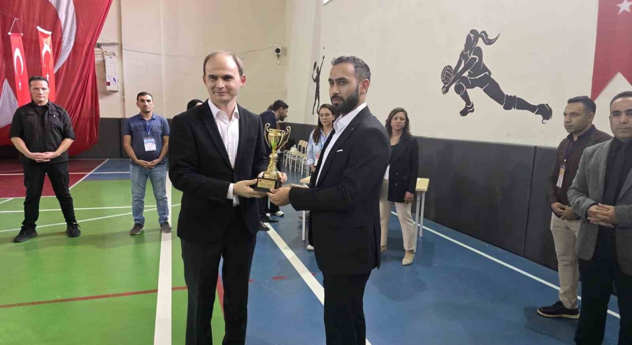 Siverekte Cumhuriyetin 102. yılına özel akıl ve zeka oyunları turnuvası