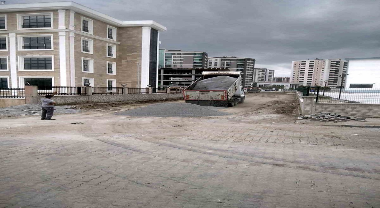 Söke yeni Hükümet Konağı çevresinde yol düzenleme çalışması