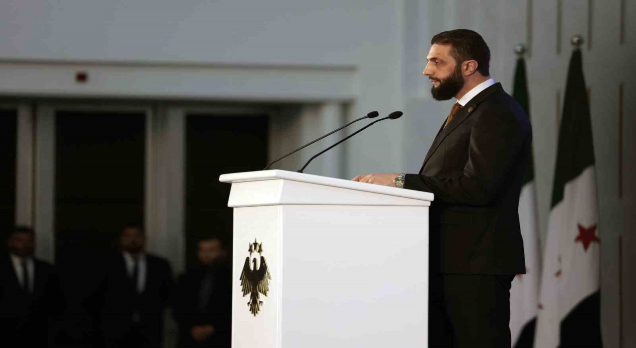 Suriye Devlet Başkanı Eş-Şara yarın Rusyayı ziyaret edecek, devrik lider Esadın iadesini isteyecek